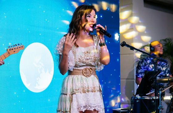Liah Soares comanda show ‘Maria Vem’ na programação do Círio em Belém
