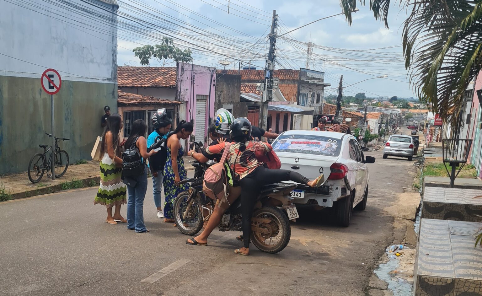 Abertura de porta quase causa outro acidente fatal em Marabá