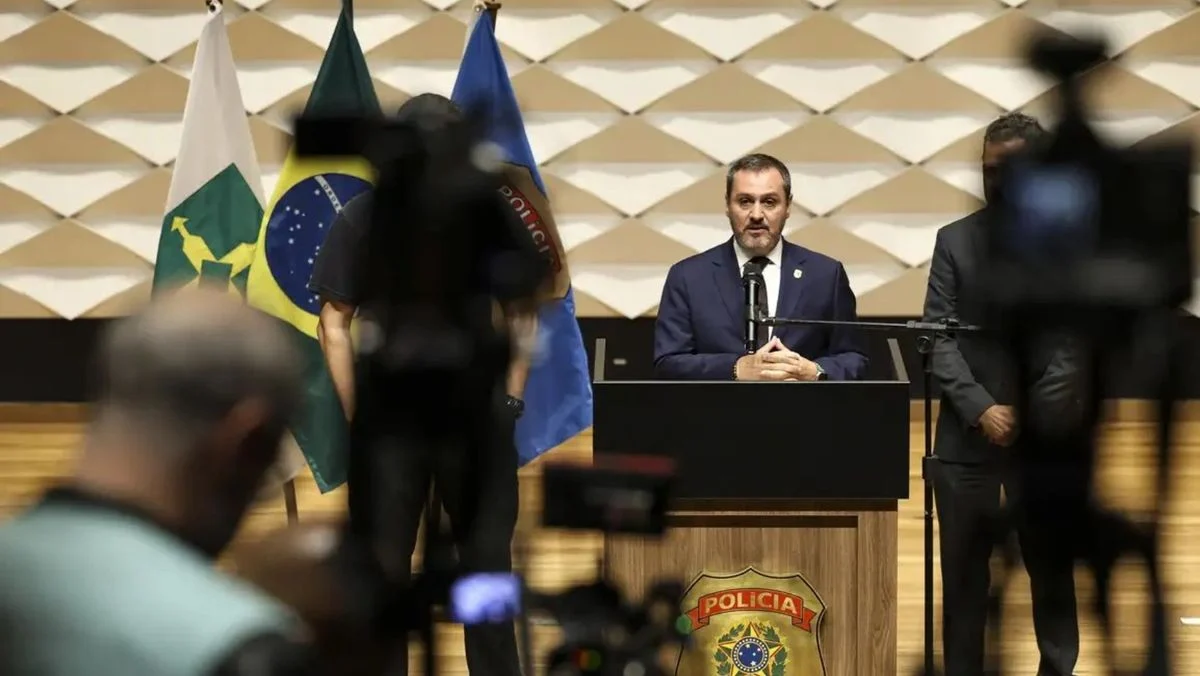 PF investiga explosões em Brasília como ato terrorista