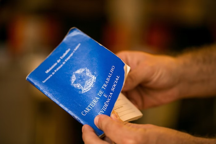 Com outras pautas em foco, escala 6×1 deve ser escanteada pelo governo