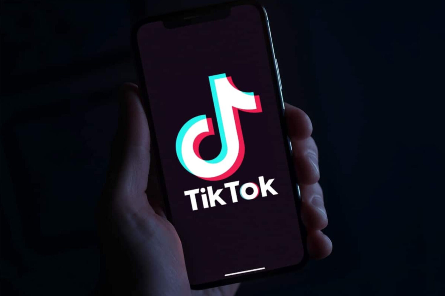 Governo processa TikTok por tratamento irregular de dados de crianças