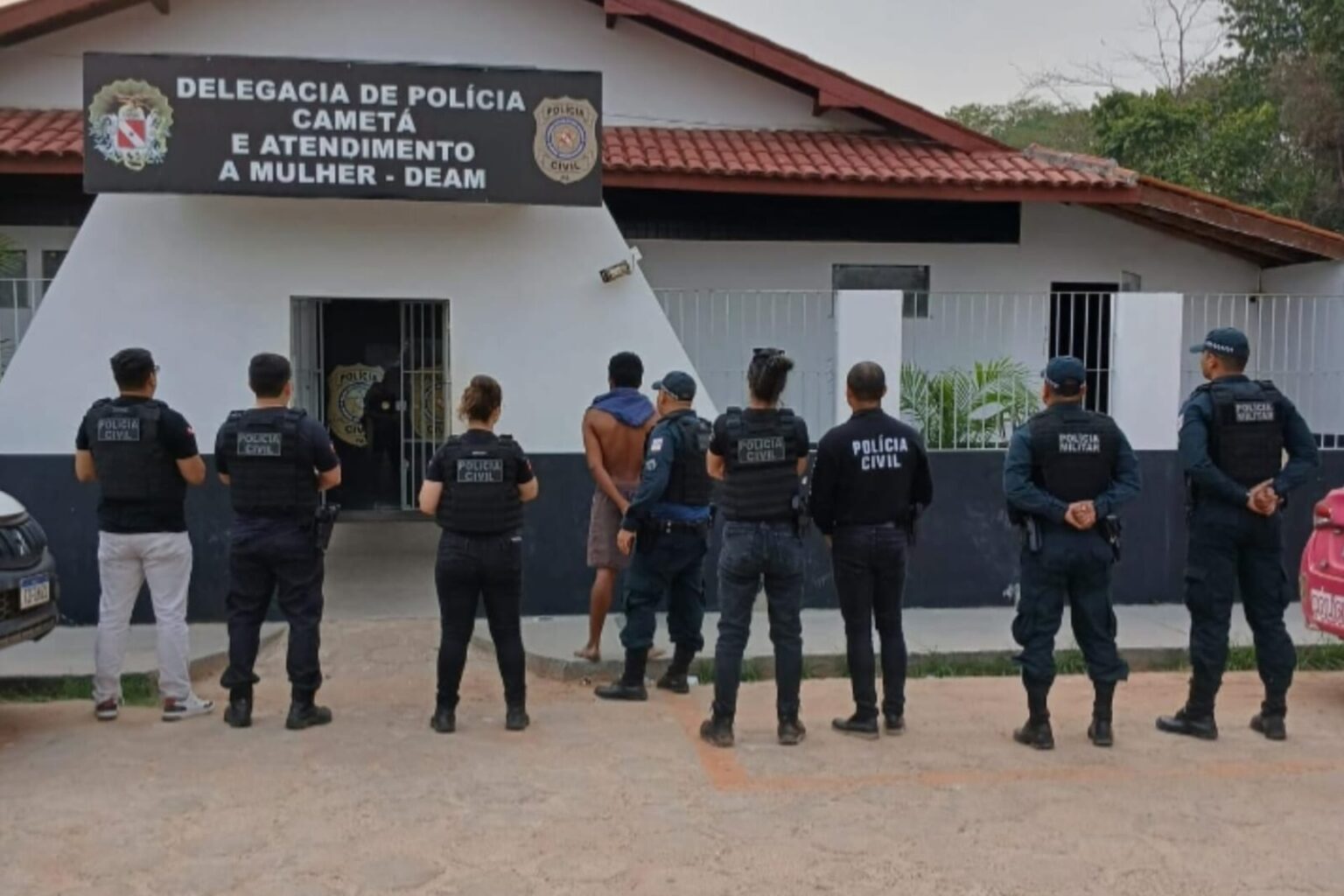 Homem é preso por ameaçar divulgar imagens íntimas da ex-mulher em Cametá