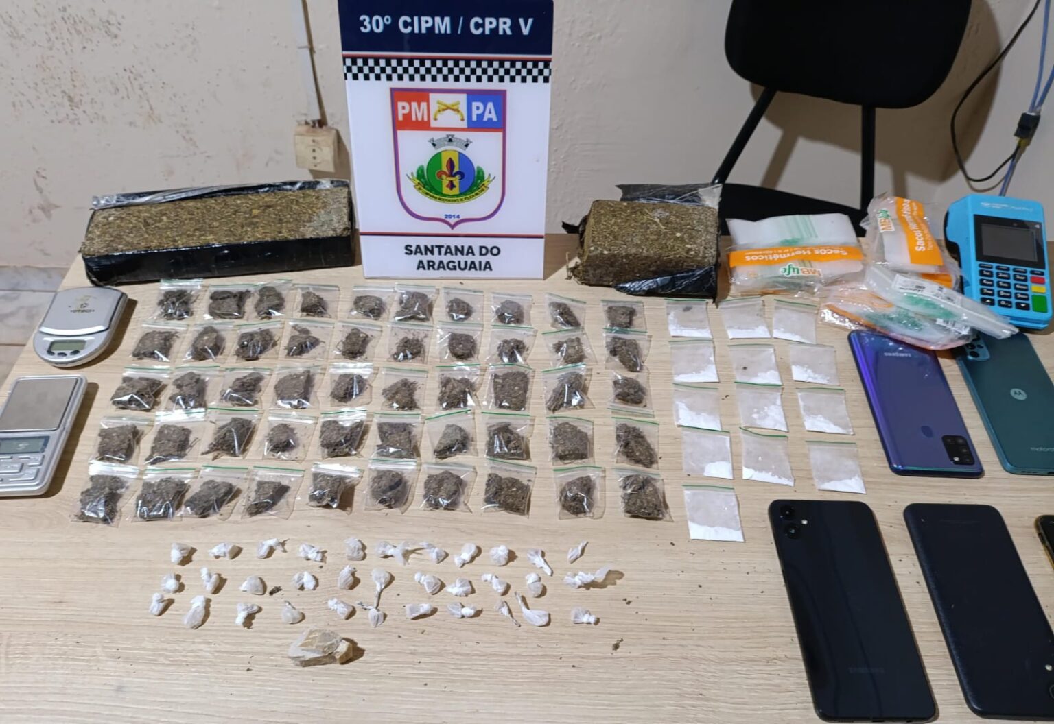 Denúncia anônima leva PM a desarticular ponto de venda de drogas em Santana do Araguaia