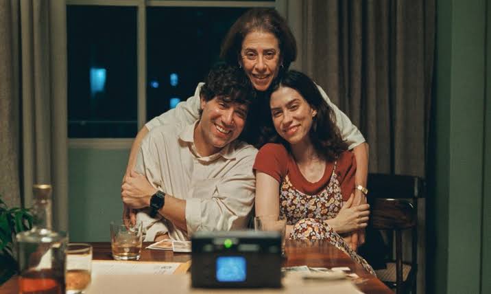 ‘Ainda Estou Aqui’ se torna o filme brasileiro de maior bilheteria pós-pandemia