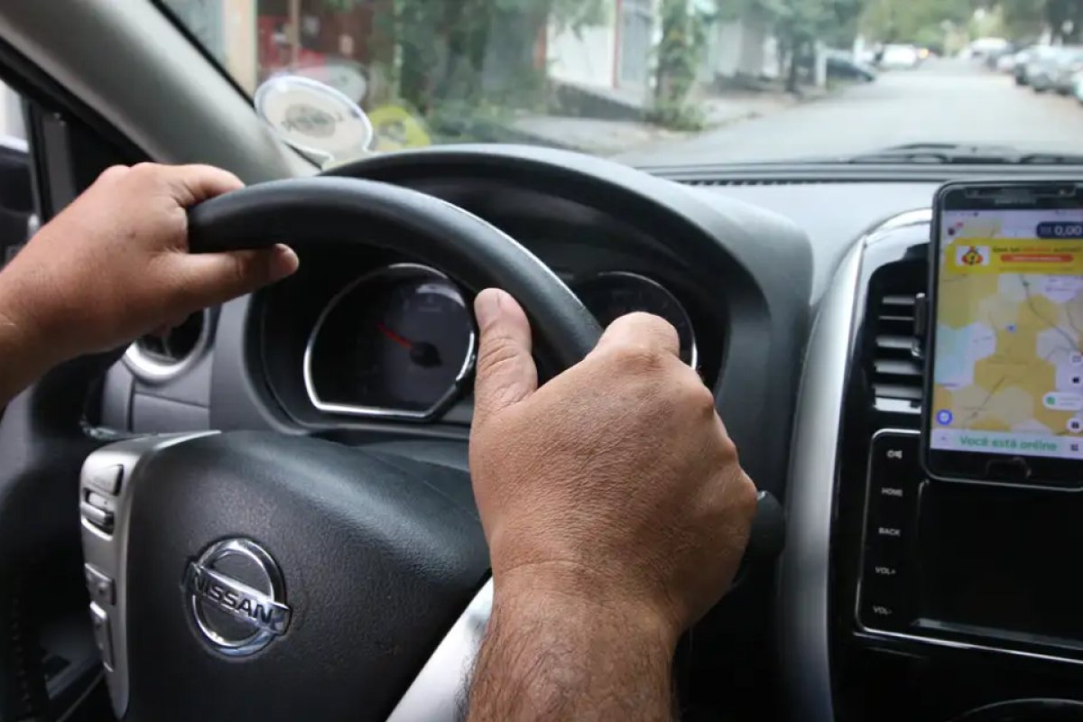 Uber diz no STF que liberdade é incompatível com vínculo pela CLT
