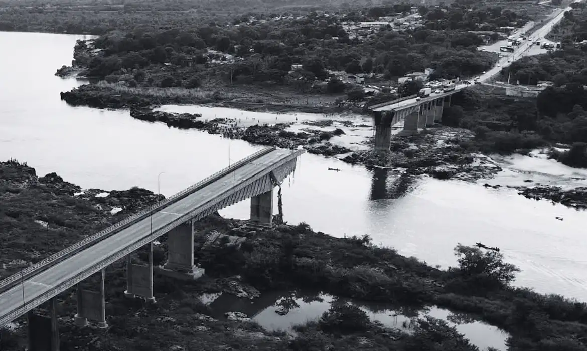 Marinha confirma 11 mortos na queda de ponte no Rio Tocantins