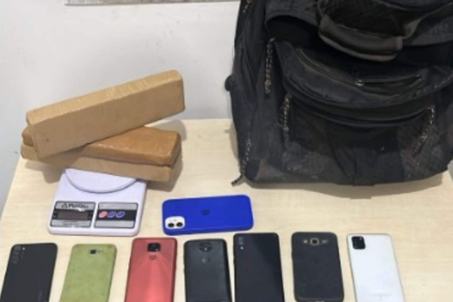 PM prende suspeito de comercializar drogas em Canaã dos Carajás