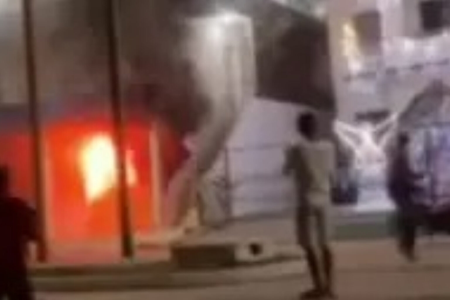 Incêndio destrói hotel no Pará