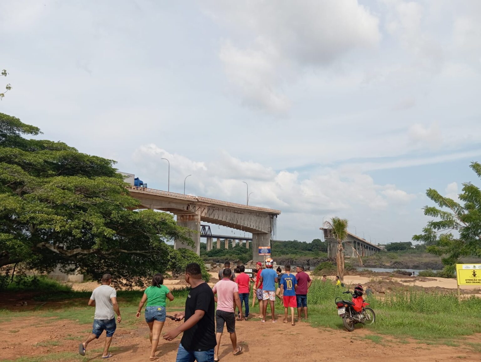Sobe para seis o número de mortos pela queda da ponte sobre o Rio Tocantins