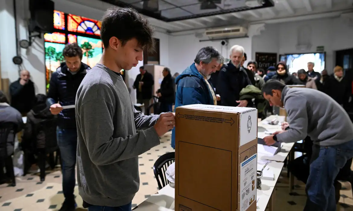 Chile, Bolívia e Equador terão eleições presidenciais em 2025