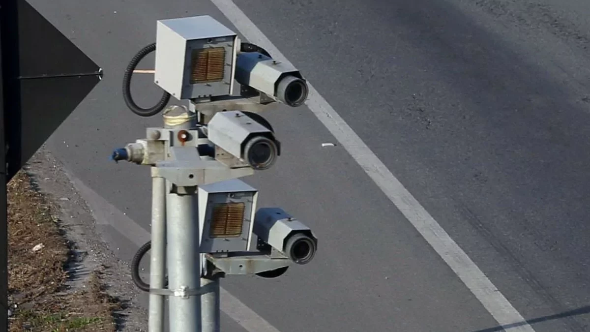 Novo radar mede velocidade por trecho; não adianta frear antes