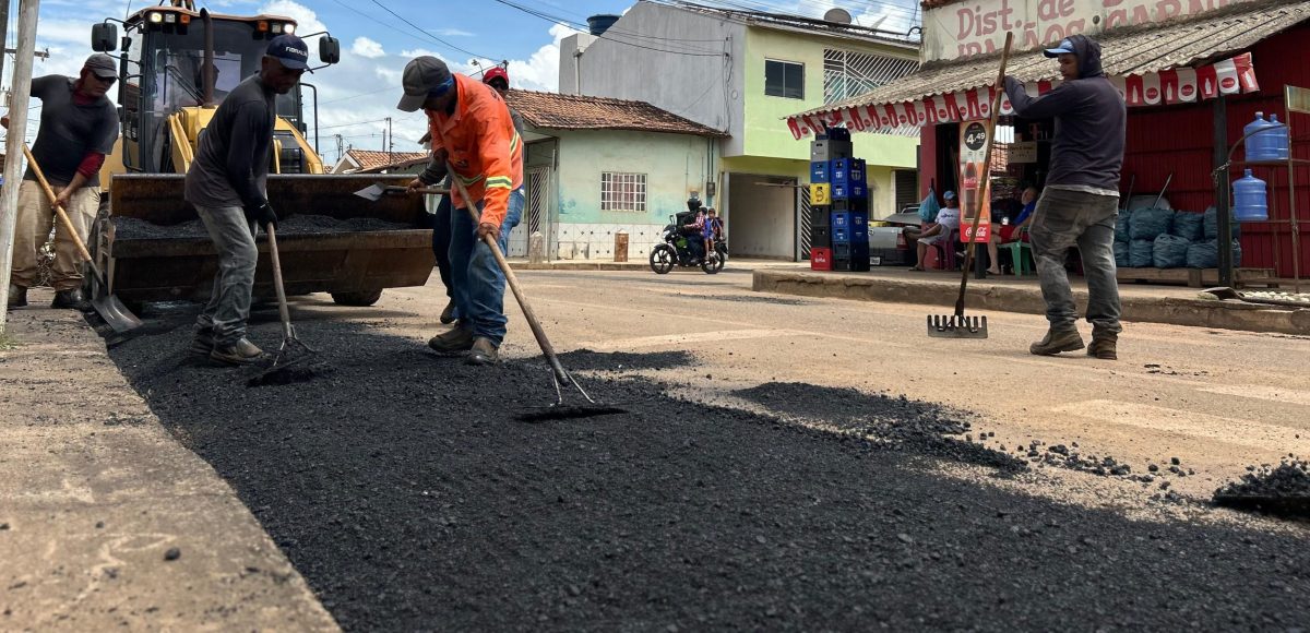 Operação Tapa-Buraco recupera vias urbanas em Marabá