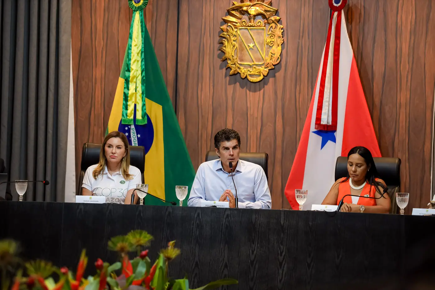 Helder Barbalho descarta fim da educação presencial indígena no Pará