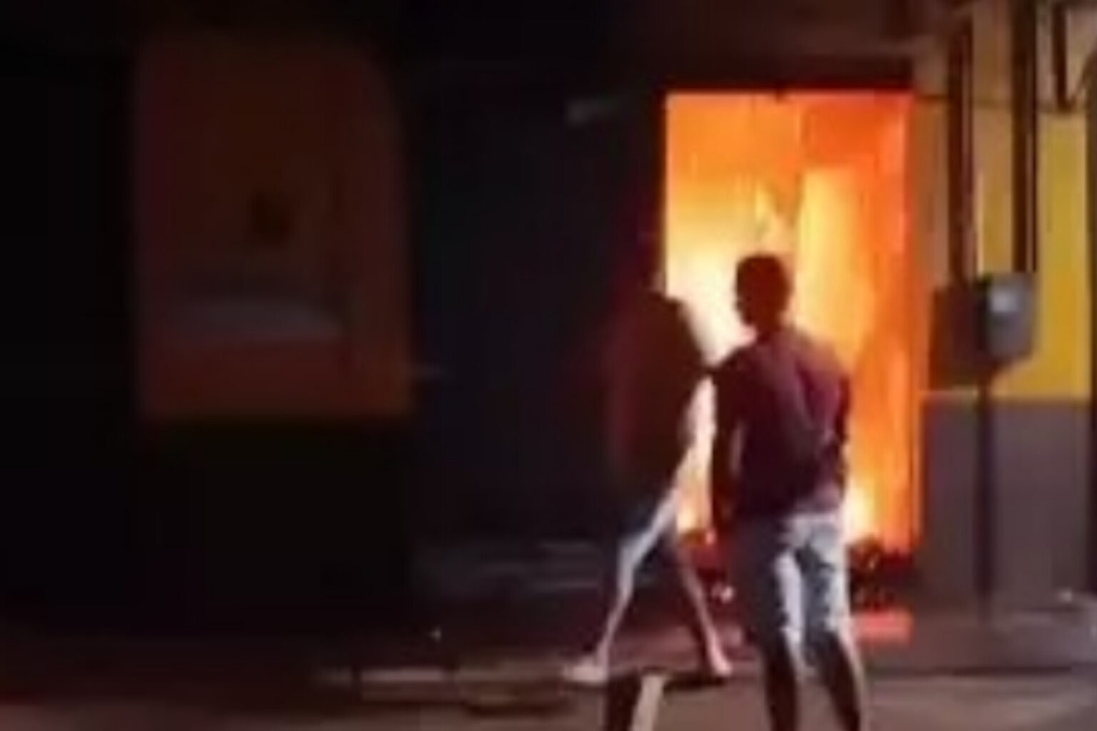 Mulher morre carbonizada após loja pegar fogo no sudeste do Pará