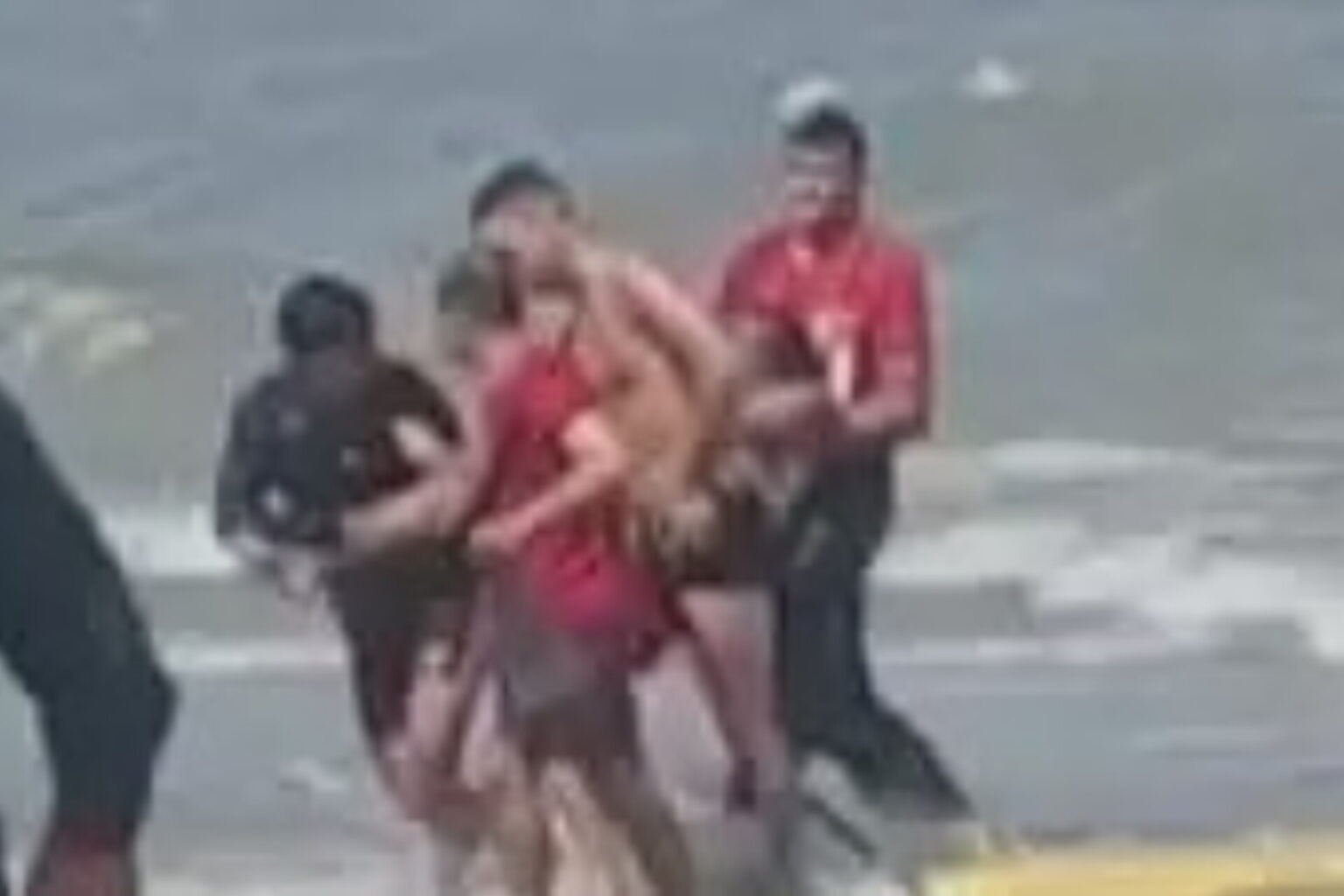 Homem de 44 anos morre afogado em praia no Pará
