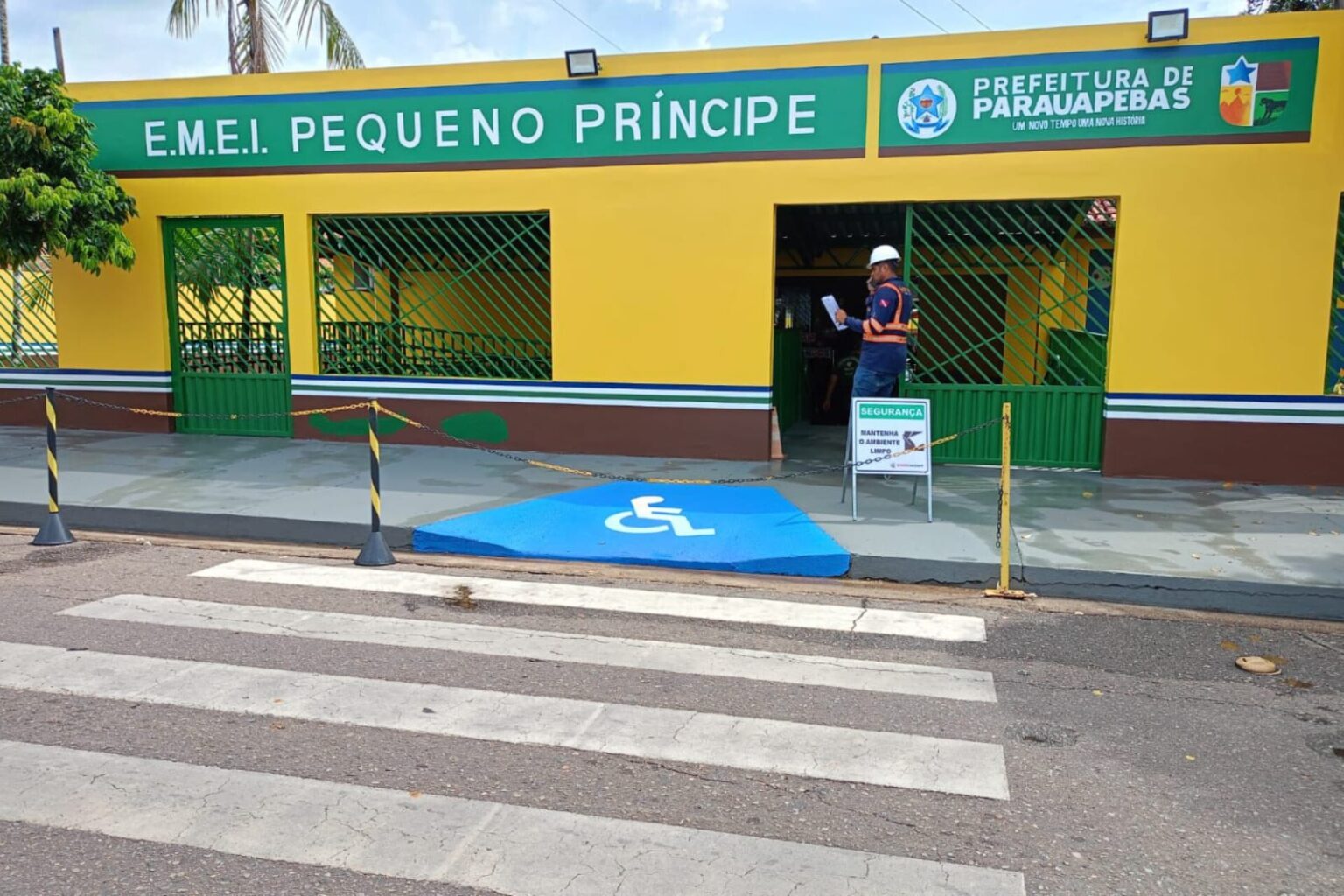 Prefeitura reforma Escola Pequeno Príncipe em Parauapebas
