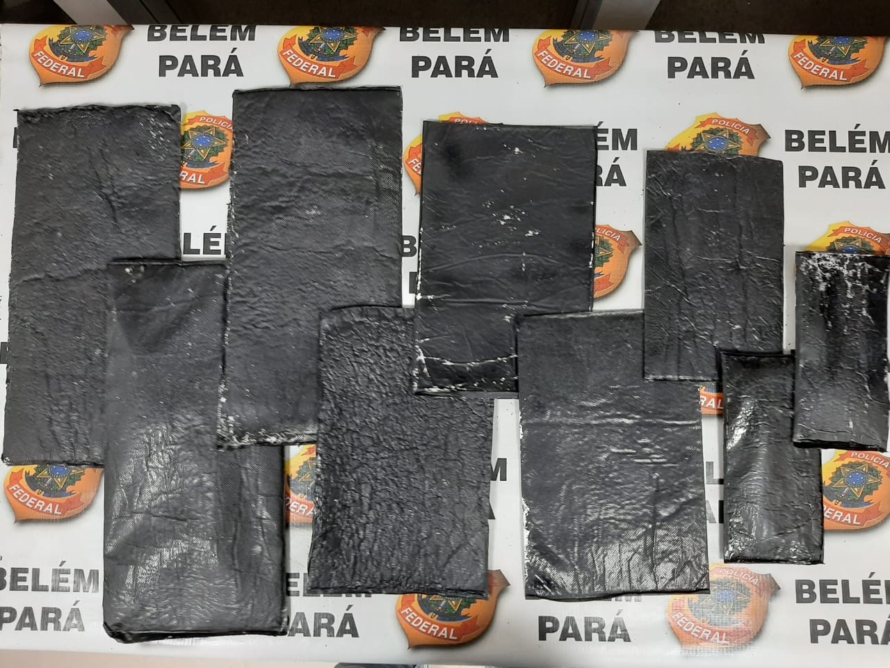 PF prende venezuelana com cocaína em aeroporto no Pará