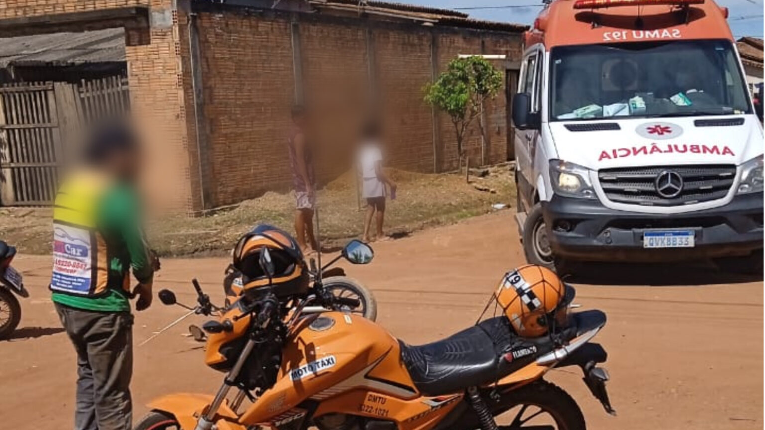 Passageira de mototáxi fica ferida após colisão entre motocicletas em Marabá