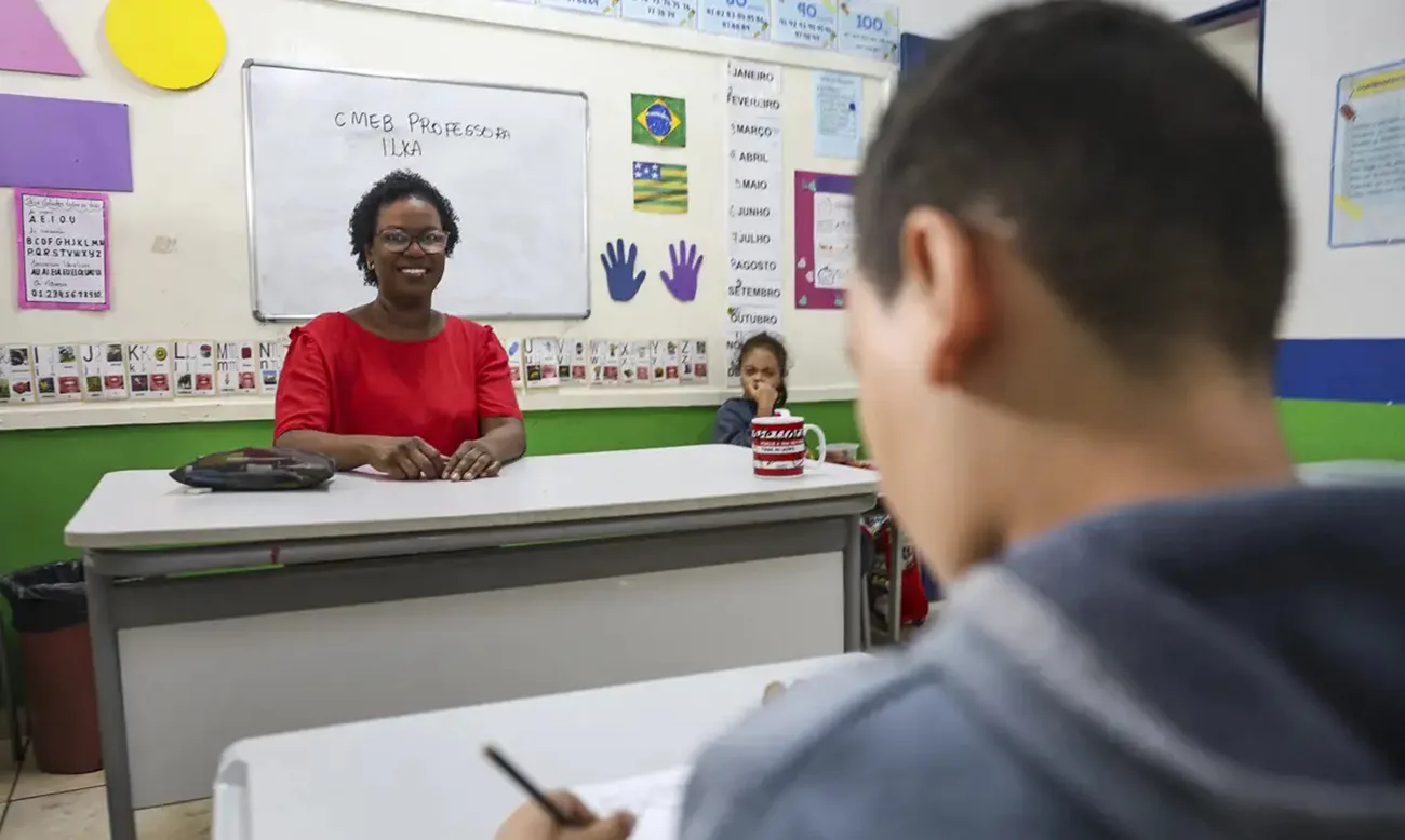 Mais Professores: programa dá desconto para docentes em hospedagens