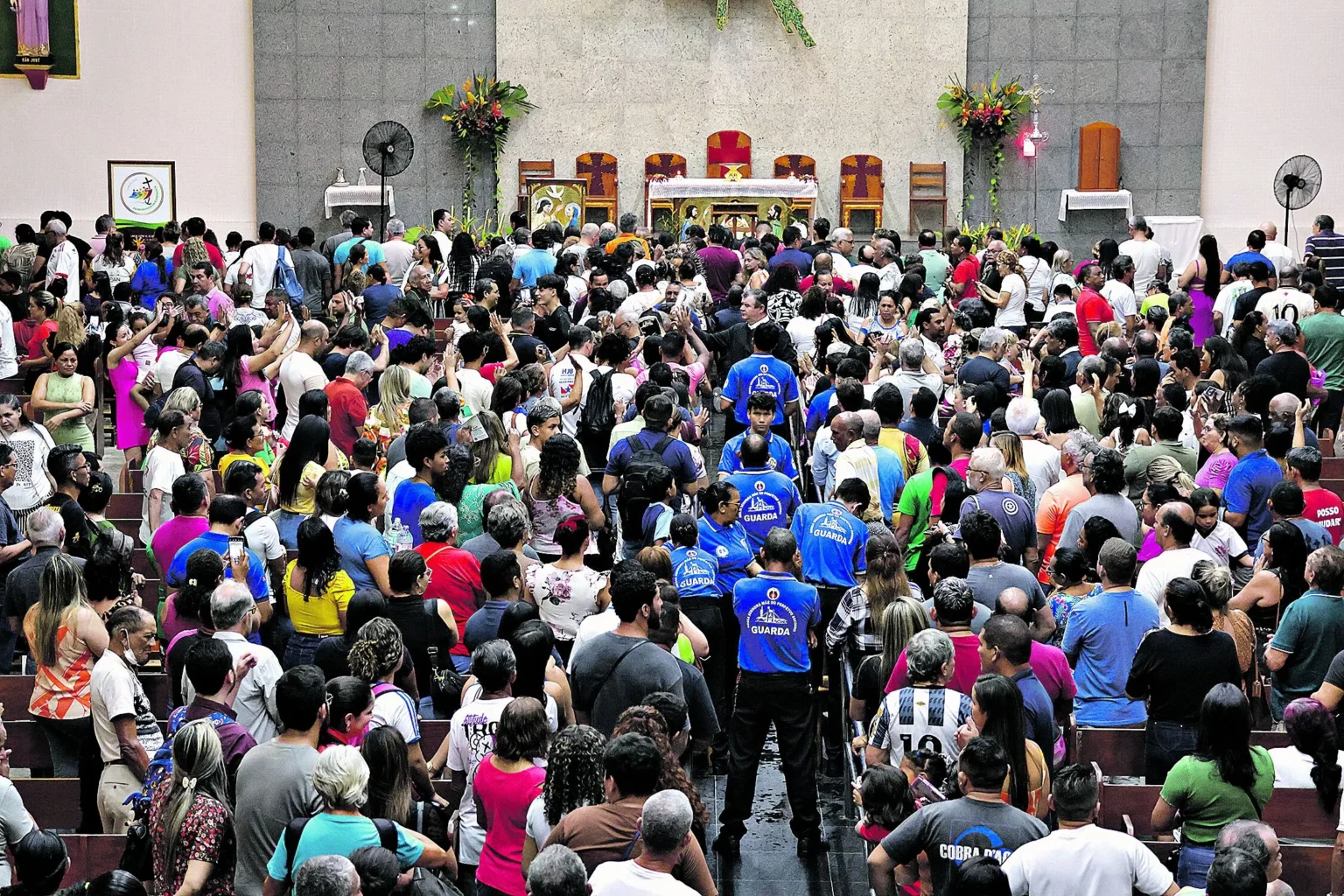 Paraenses fazem correntes de orações pela saúde do Papa Francisco