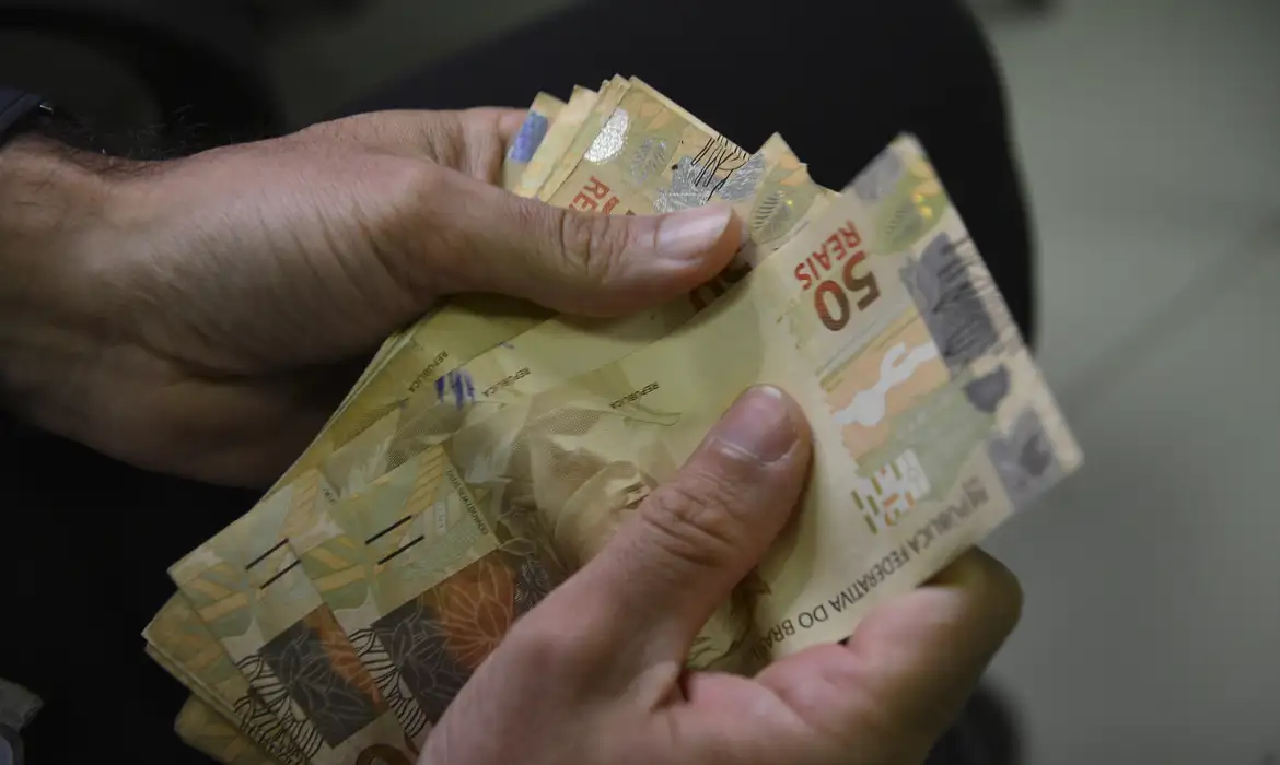 Prazo do crédito consignado do INSS sobe de 84 para 96 meses