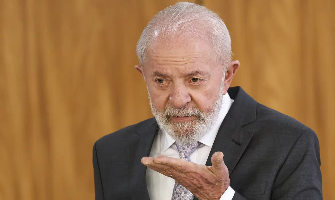 Lula diz que não fará GLO nos estados e defende PEC da Segurança