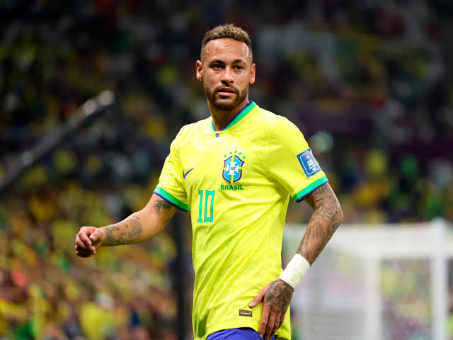 Neymar descarta assumir presidência no Santos e projeta Copa 2026