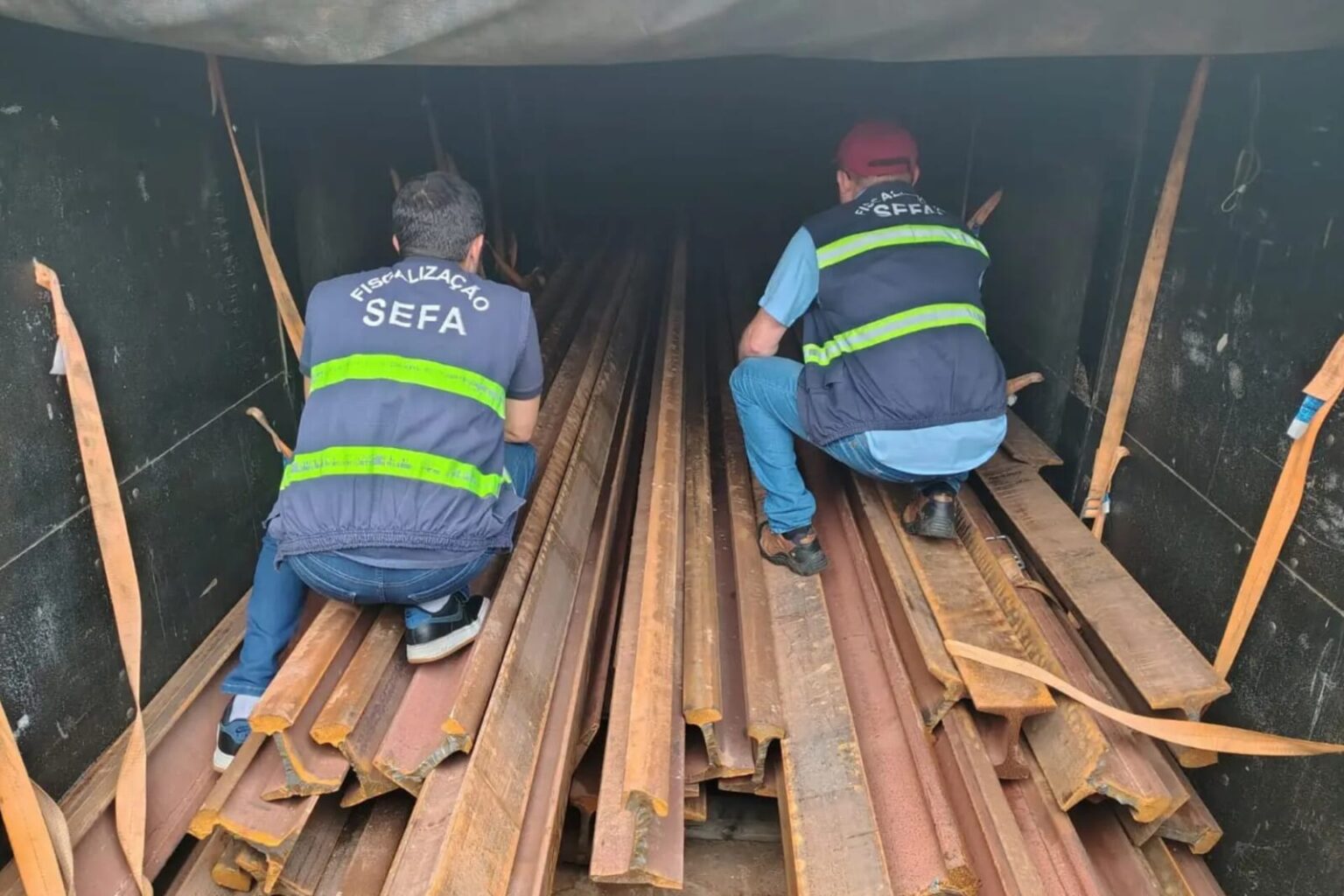 Sefa apreende 40 toneladas de trilhos em Dom Eliseu