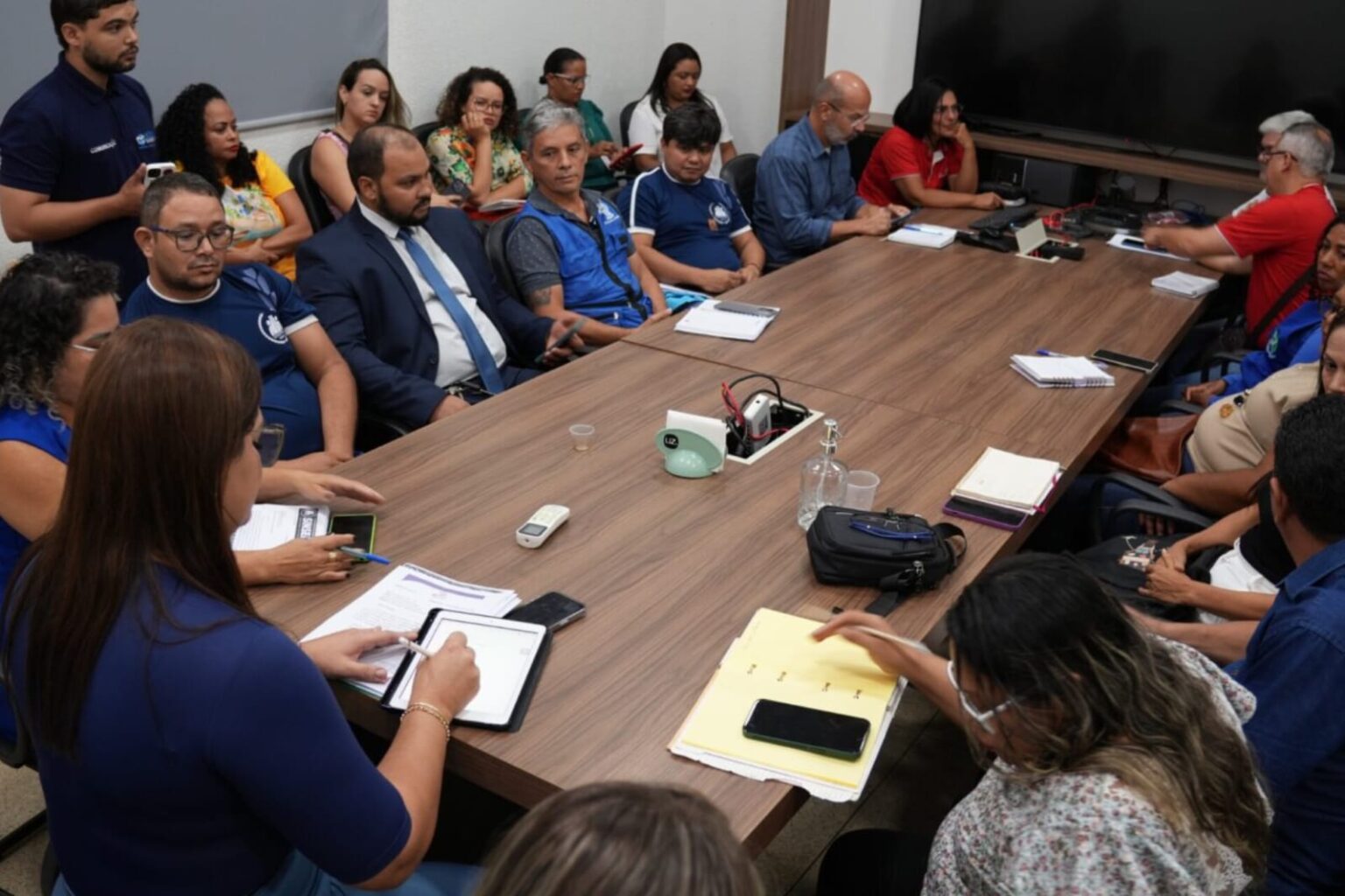 Prefeitura de Parauapebas reúne com sindicatos para tratar do reajuste salarial dos servidores