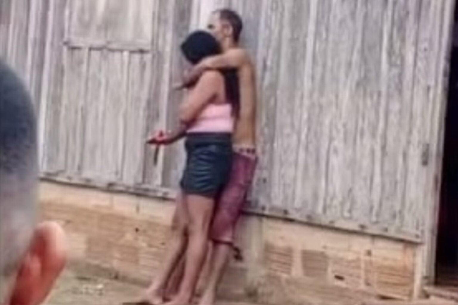 Homem é detido após fazer mulher refém com faca no Pará