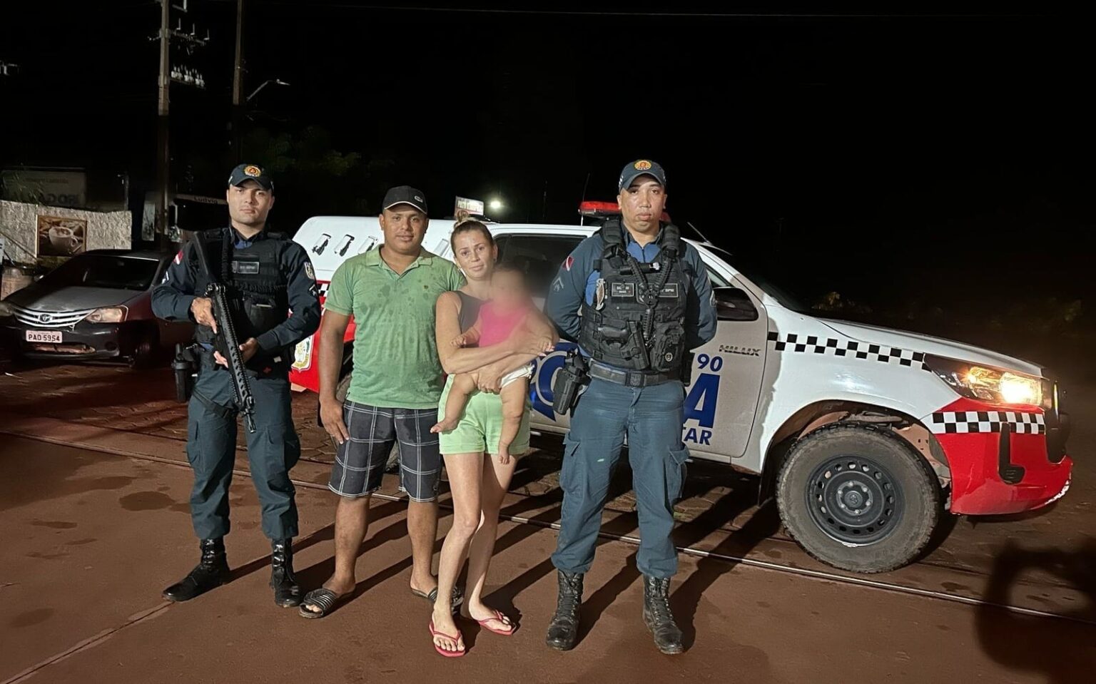 PMs salvam bebê que estava engasgado com besouro no sudeste do Pará