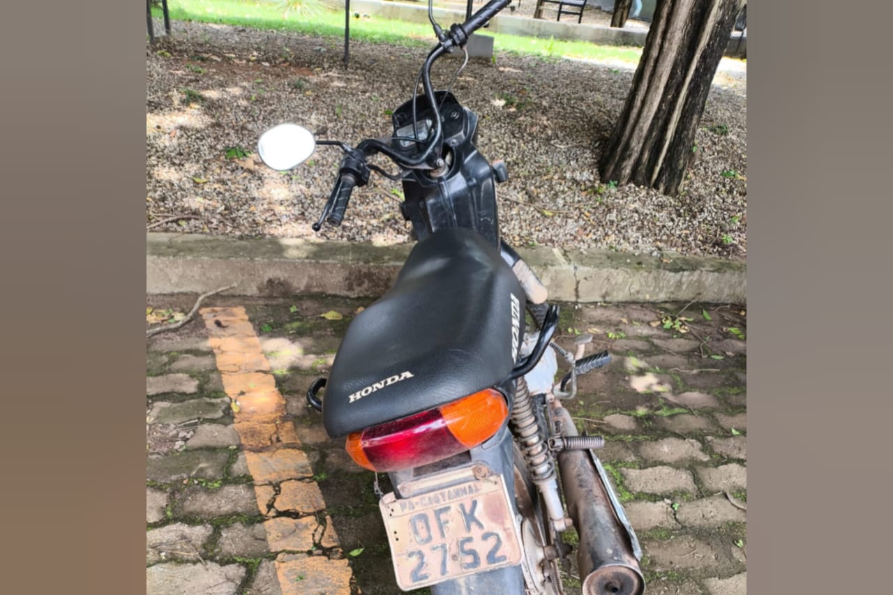 Casal é preso por furtar motocicleta em Parauapebas