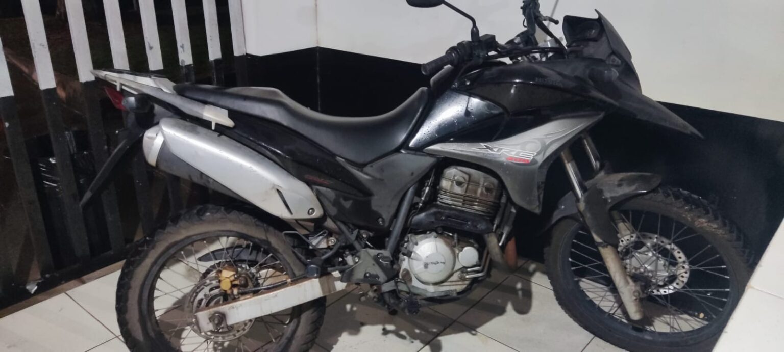 Polícia recupera motocicleta furtada de delegacia e apreende dois adolescentes em Marabá