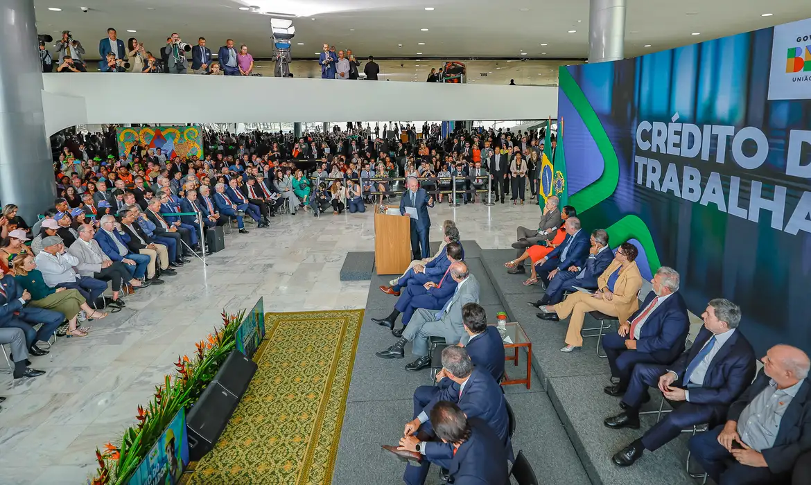 Veja como vai funcionar o crédito consignado para trabalhadores CLT