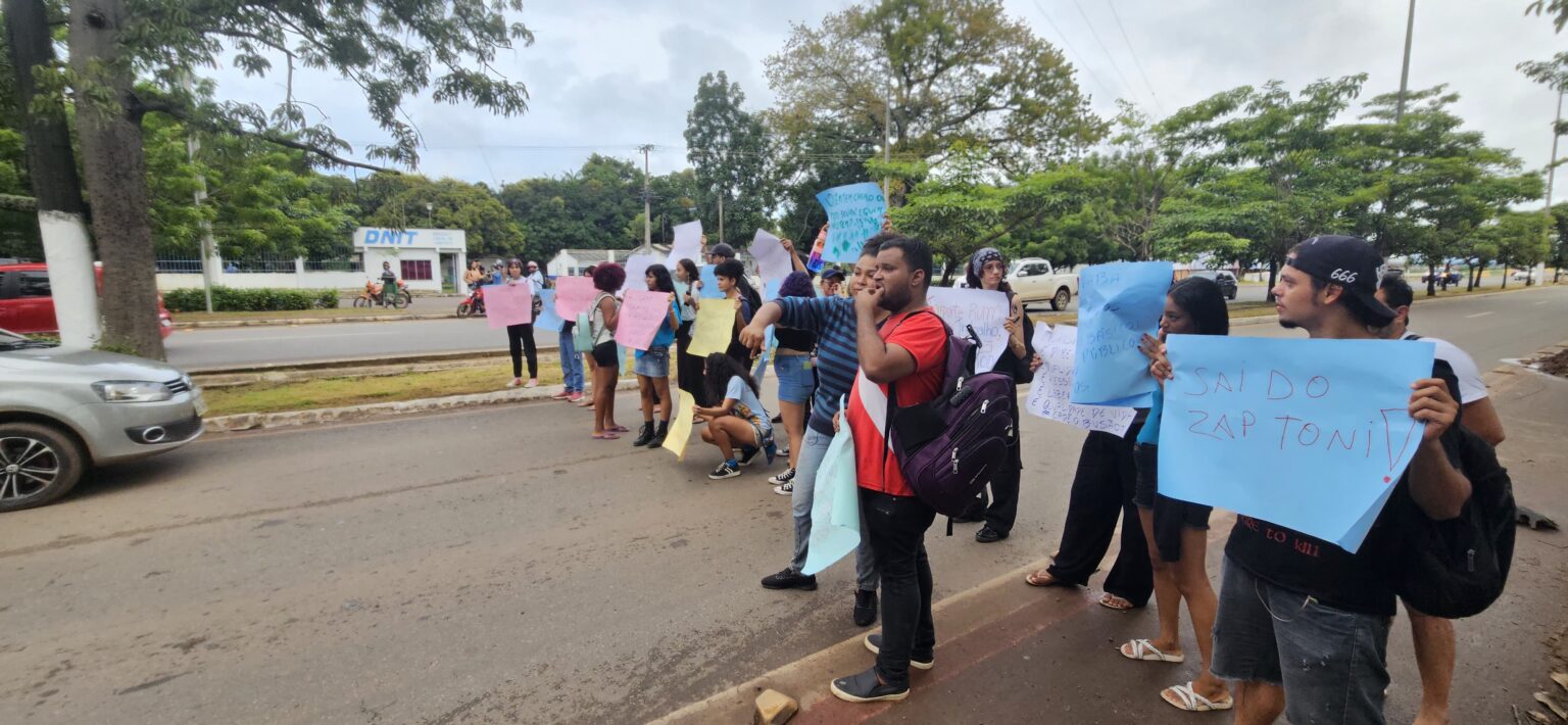 Ponte da Cidade Nova é bloqueada durante protesto por falta de ônibus em Marabá