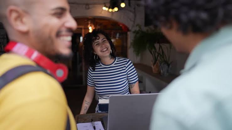 Senac oferece curso gratuito de recepcionista para a comunidade LGBT+ em Marabá