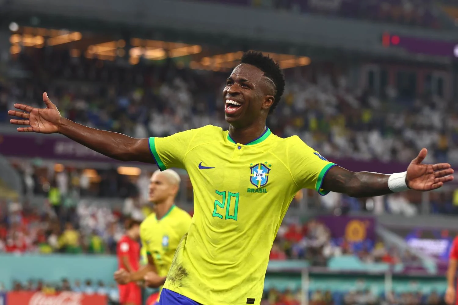 Vini Jr. faz golaço no fim e Brasil vence a Colômbia pelas Eliminatórias