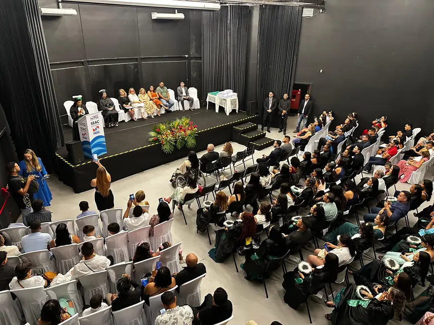 Escola Técnica do SUS e UsiPaz-Cabanagem formam 1ª turma de Técnico em Enfermagem
