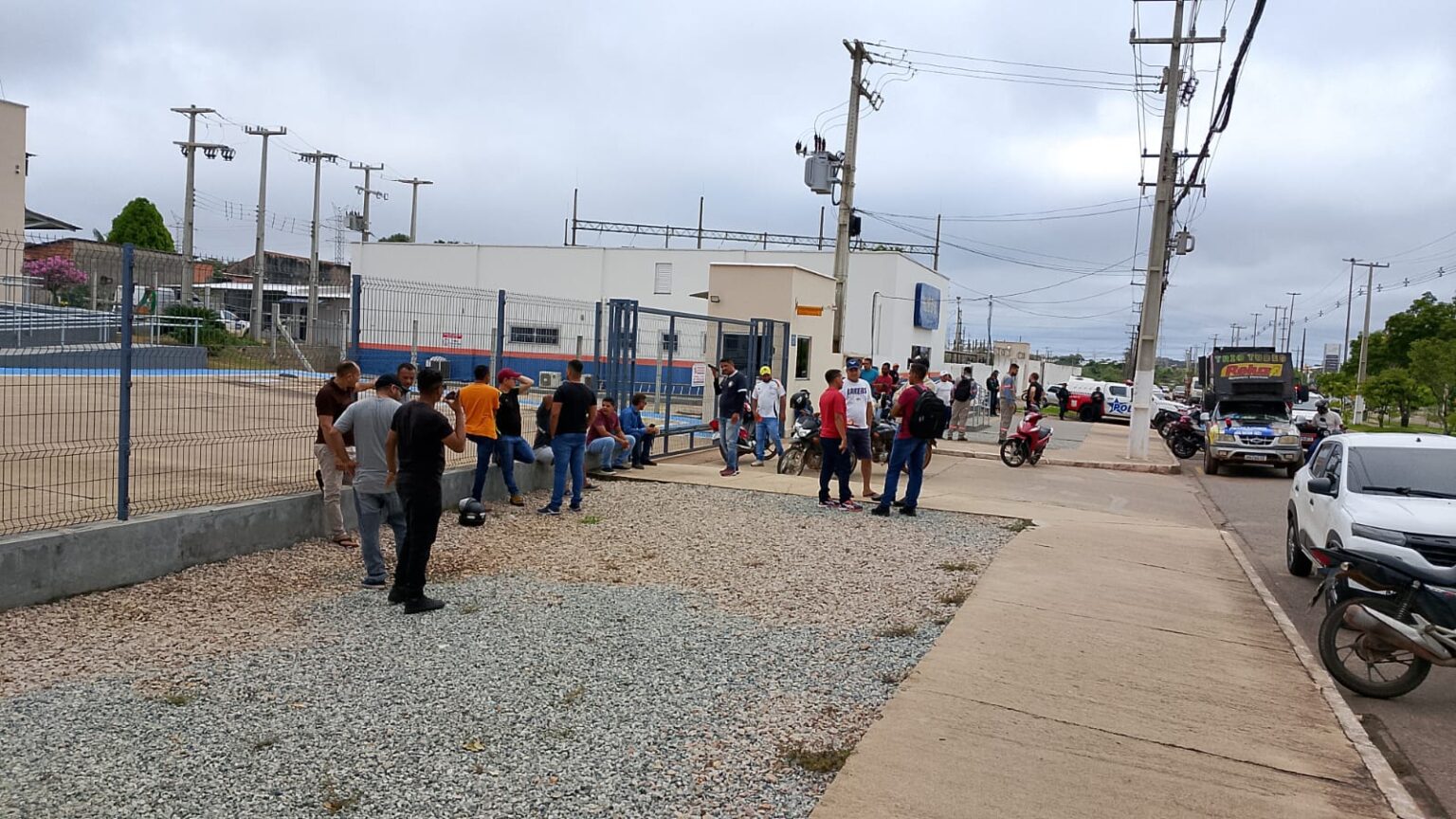 Ex-funcionários de prestadora da Equatorial realizam novo protesto em Marabá