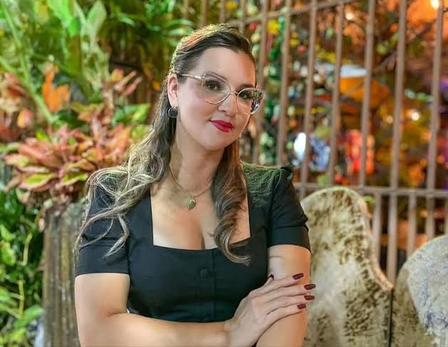 Adolescente de 16 anos mata brasileira que estudava medicina na Bolívia