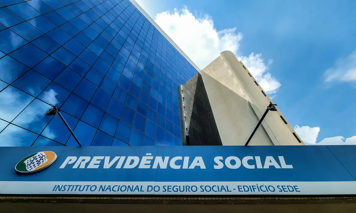 Auditoria do INSS aponta 1,9 milhão de pedidos para excluir desconto