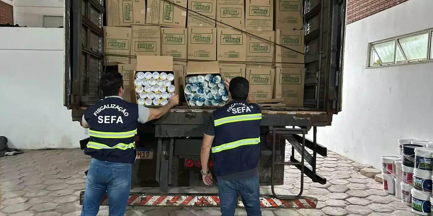 Sefa apreende R$ 75 mil em copos plásticos com nota fiscal irregular no nordeste do Pará