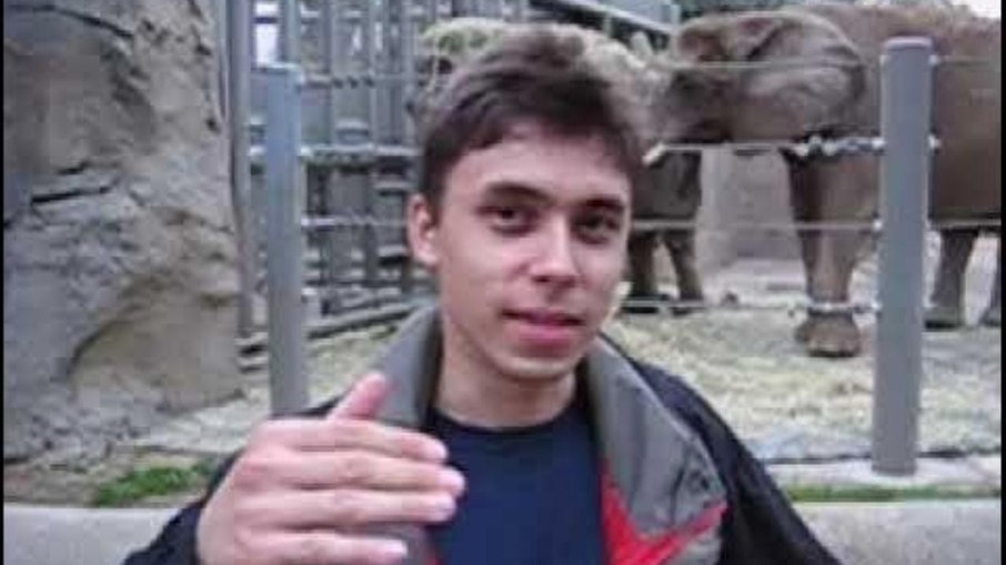 Primeiro vídeo foi publicado no YouTube há 20 anos ; assista