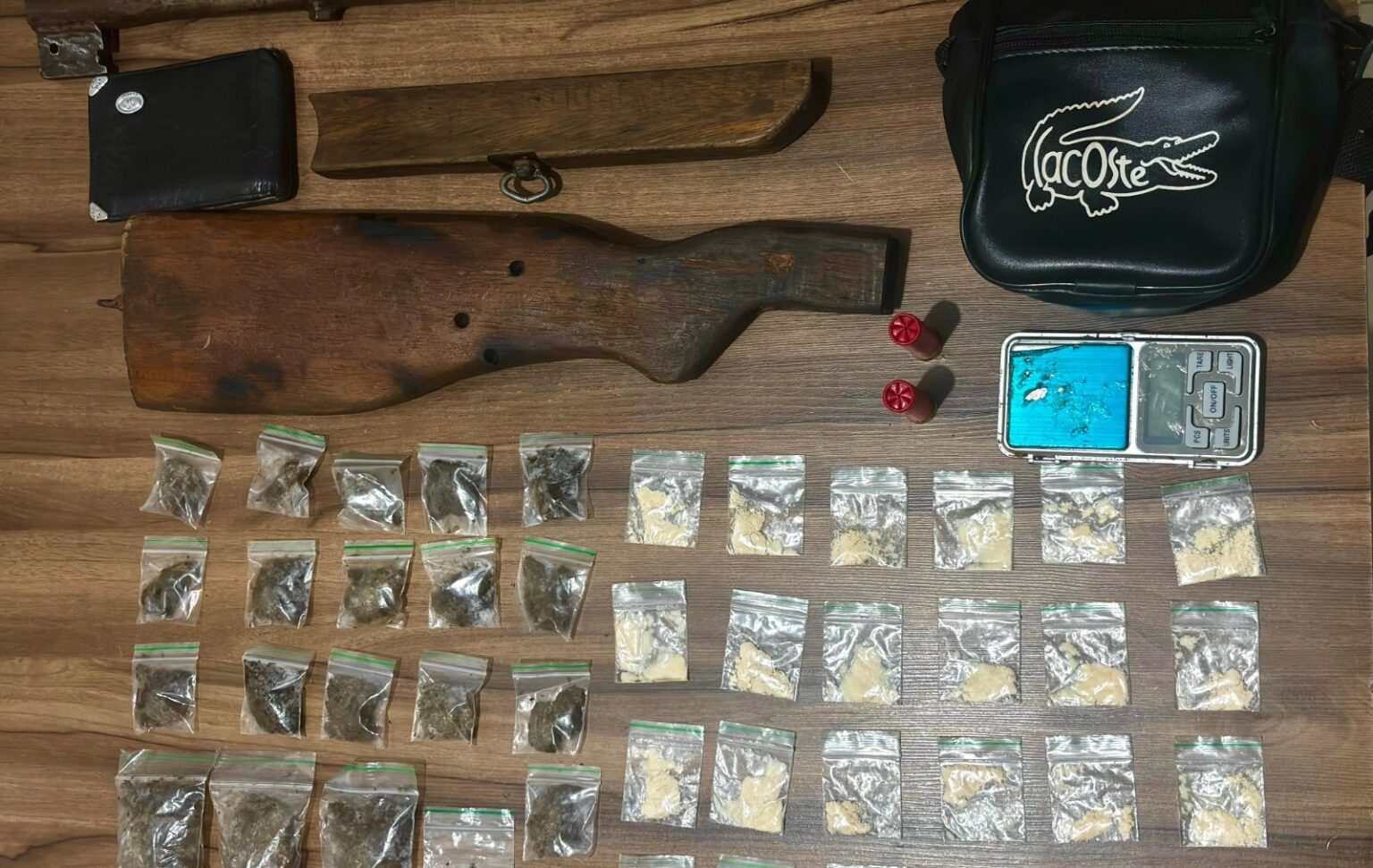 PM apreende drogas e arma de fogo em Parauapebas
