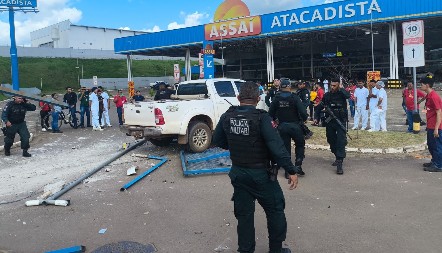 Ação rápida da PM termina com assaltante morto em Parauapebas