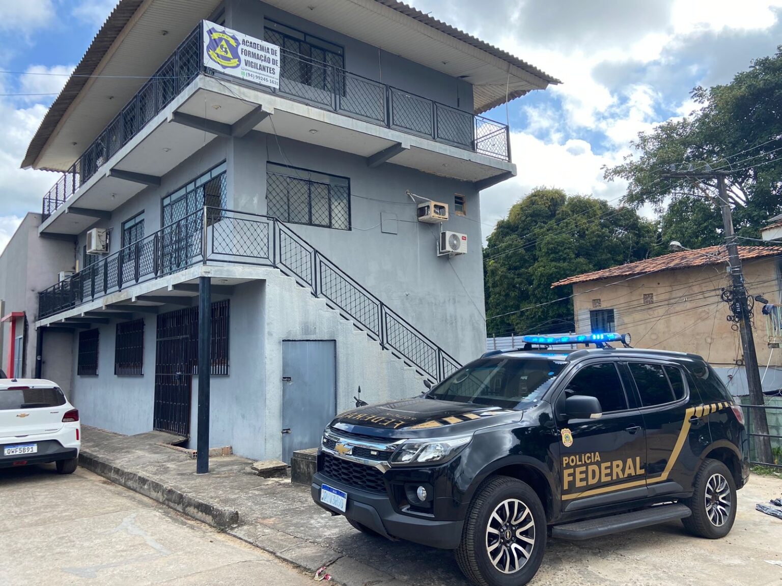 Polícia Federal faz operação em escolas de vigilantes em Marabá