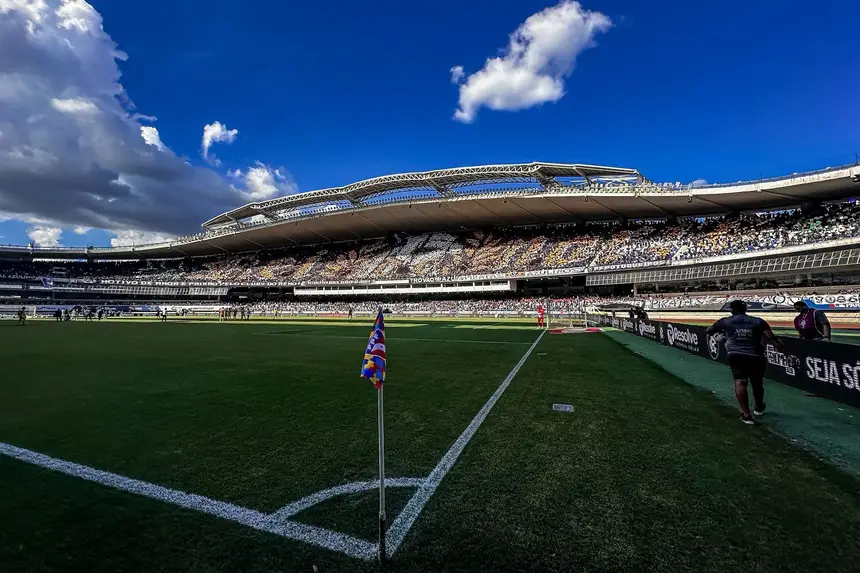 Com recorde de público na rodada, Remo vence e assume liderança da Série B