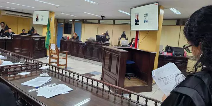 Justiça condena 14 homens por motim com mortes e destruição no presídio de Redenção