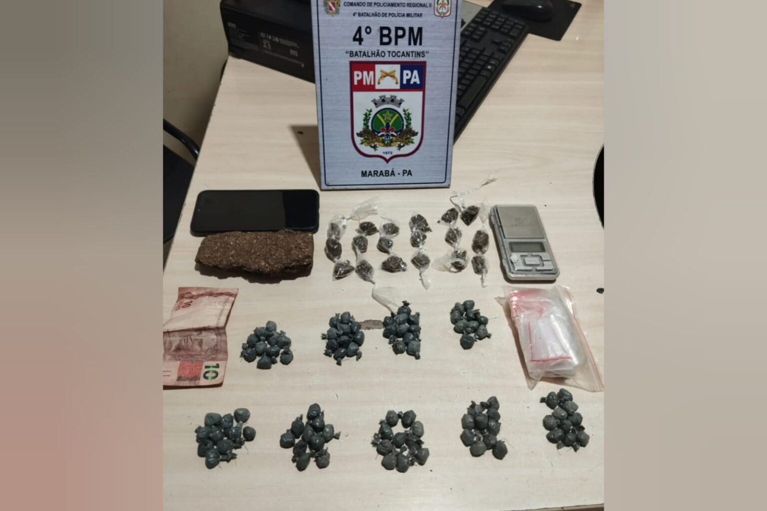 PM prende homem e apreende adolescente por tráfico de drogas em Marabá