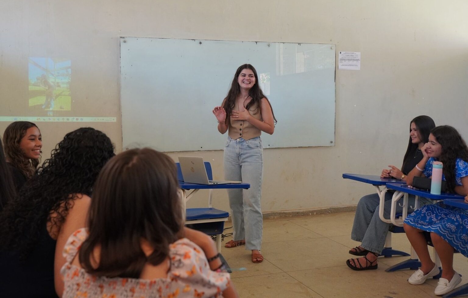 Prefeitura realiza workshop de fotografia em escolas de Parauapebas